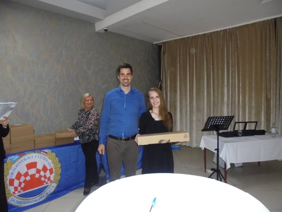 30726052_1685083908239723_4511992358539100160_n