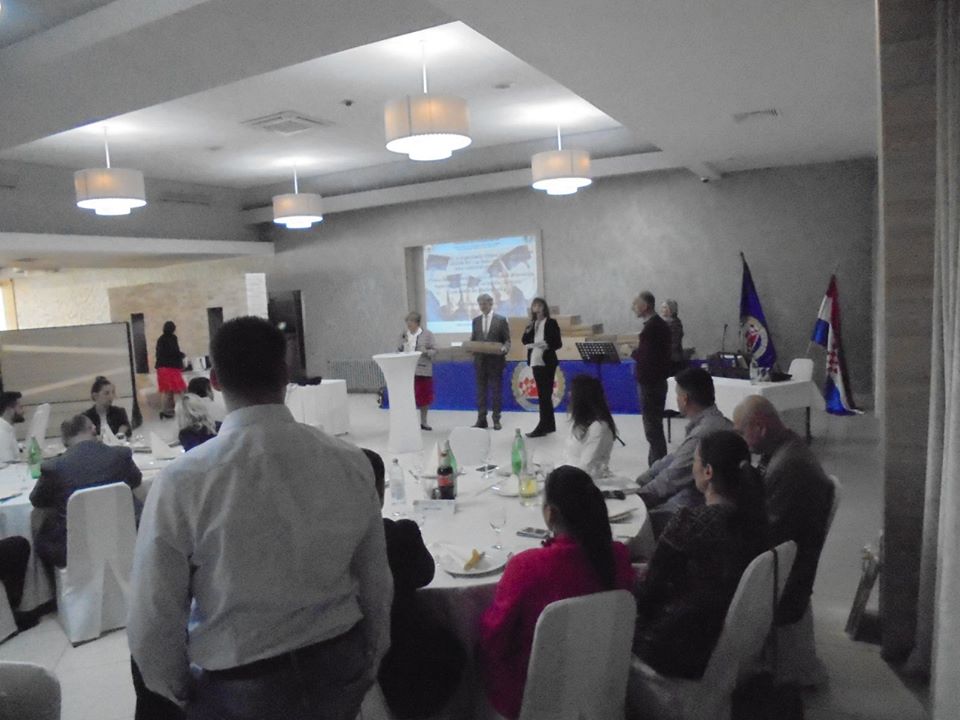 30727429_1685084594906321_106742074883178496_n