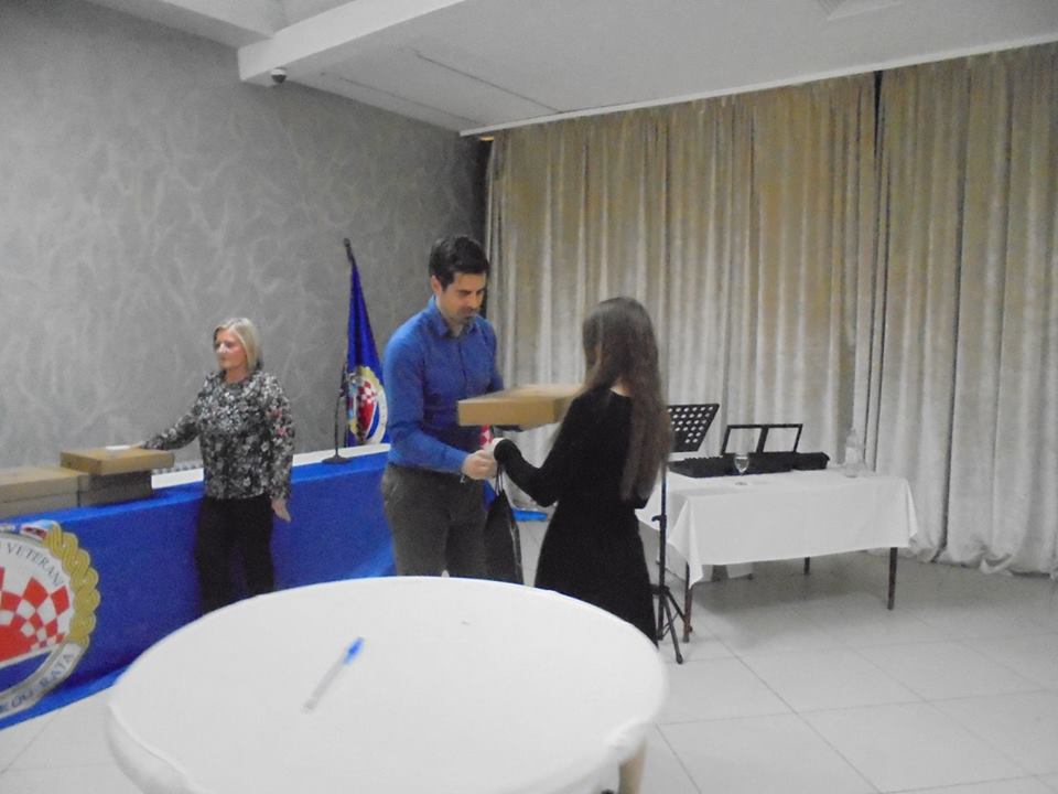 30739641_1685083821573065_6241349661689380864_n