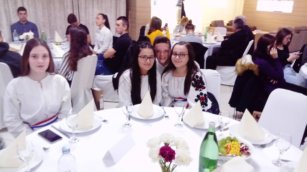 56635156_642020599592104_889563022073266176_n