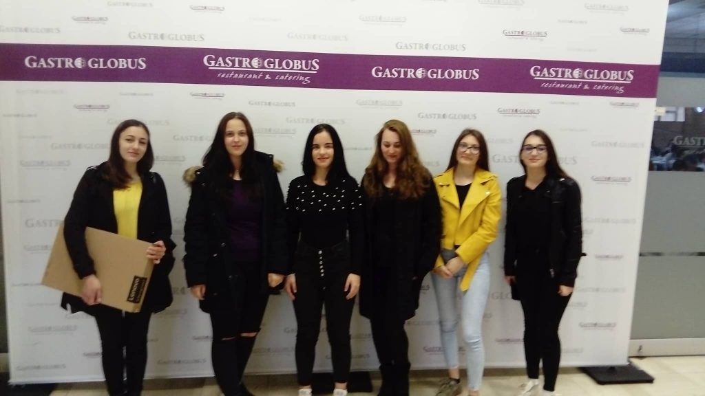 57210691_2323313634654932_2700797155097968640_n