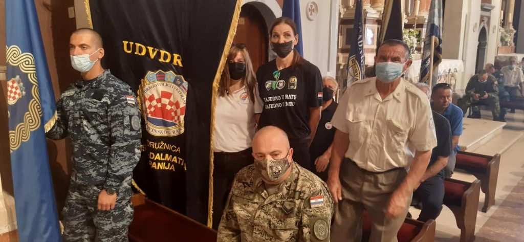 224298806_914110176147987_6697031005521912807_n