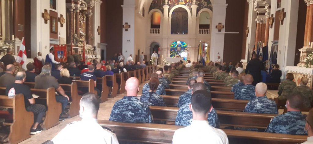 225808015_914110052814666_9080366560956614593_n