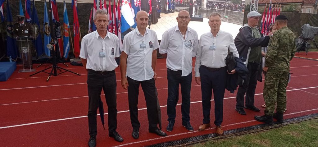 233616959_4257331967694358_1011772684390309240_n